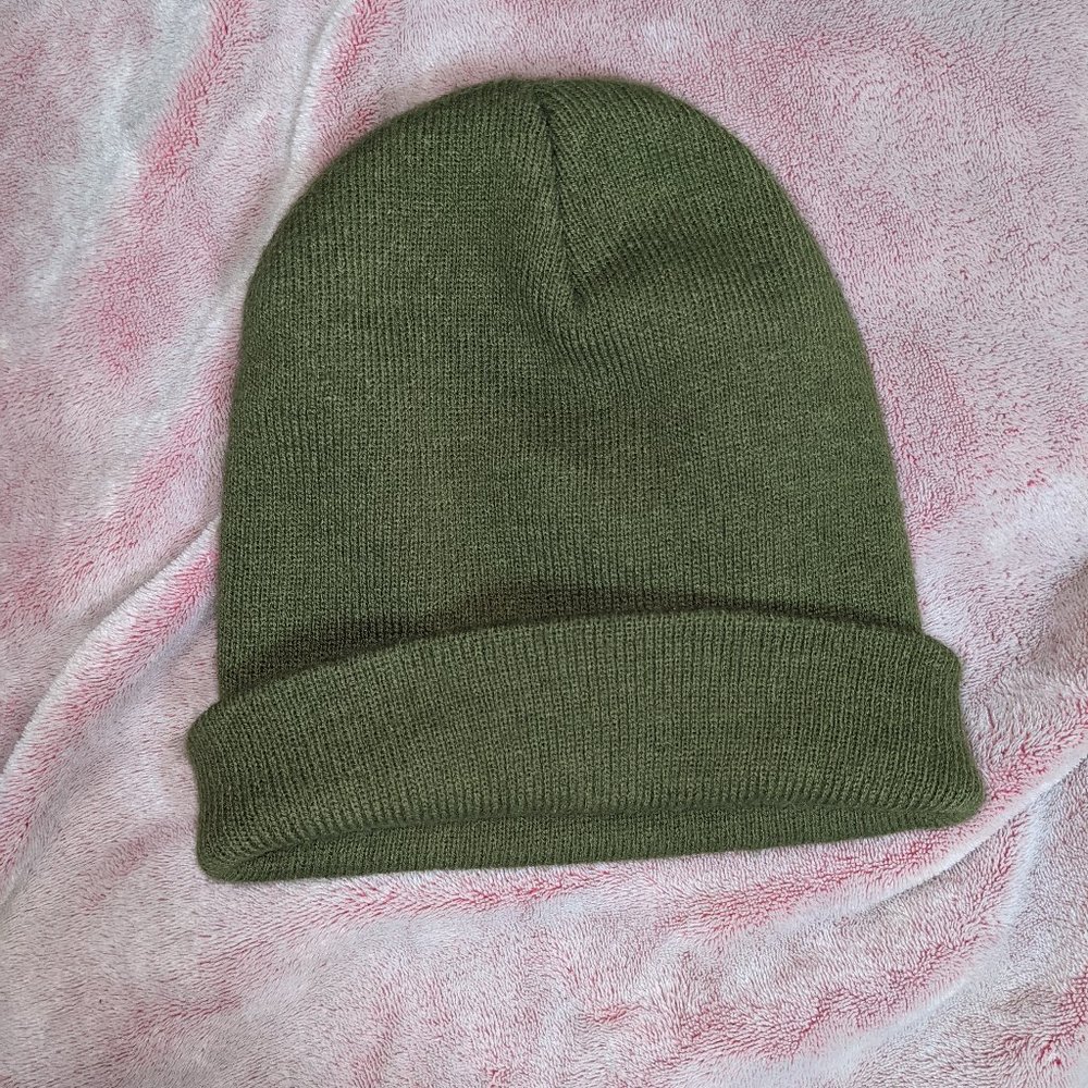 Perfect Olive beanie skater y2k aesthetic